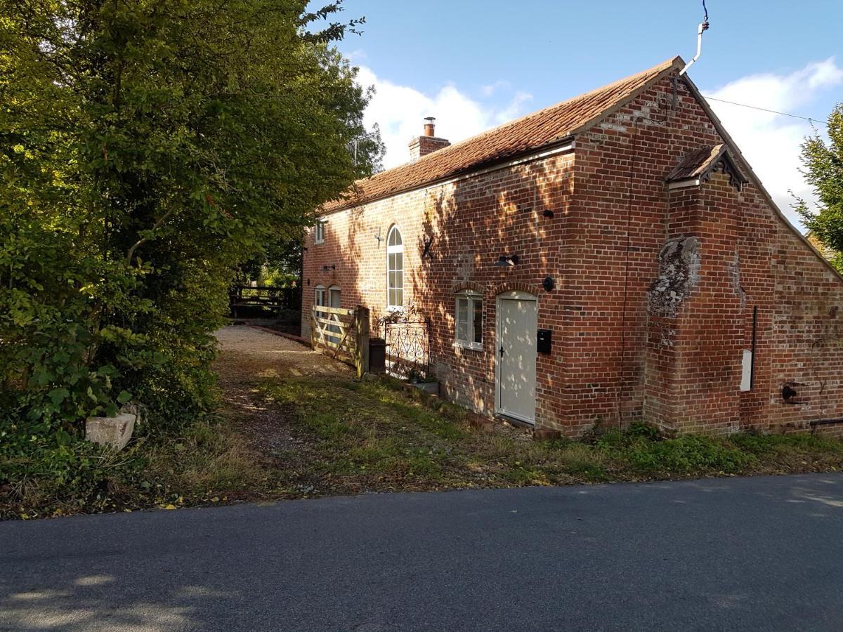 Baptist Cottage Cheverell Exterior foto